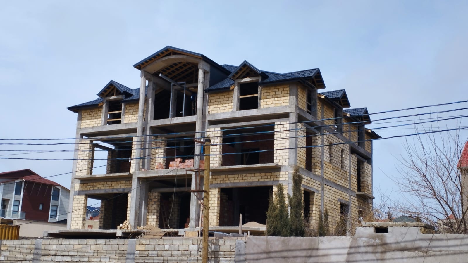 Batamdart Villa Dam Örtüyünün quraşdırılması